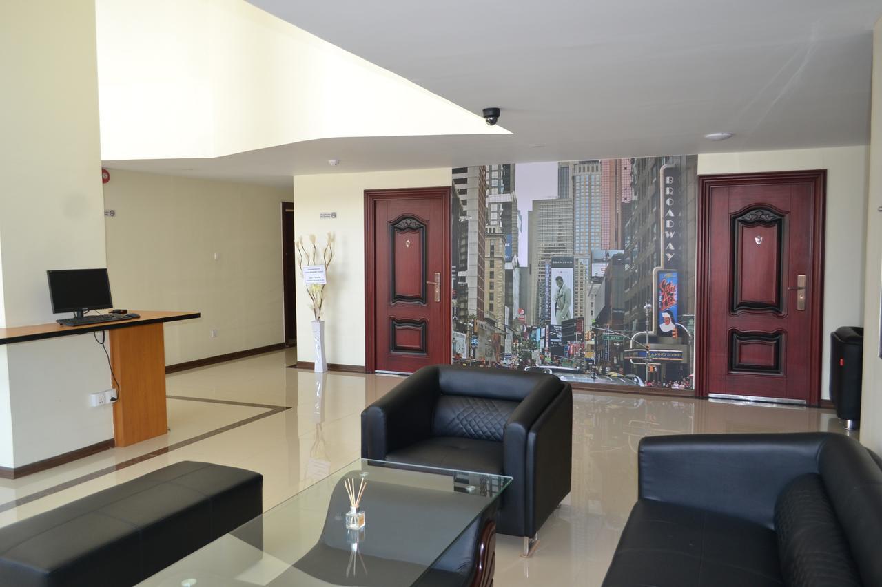 Hotel Broadway Yangon Exterior photo